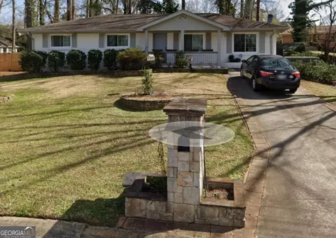 1040 Clifton Cir SE, Smyrna, GA 30080