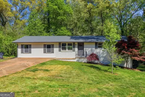 3475 Birchwood Dr, Winston, GA 30187