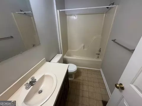 106 110 Northwoods Dr, Lagrange, GA 30241 photo 6