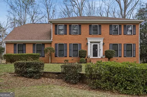 280 Creekview Trl, Fayetteville, GA 30214