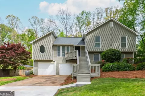 3949 N Indian Cir, Kennesaw, GA 30144