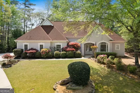 735 Mill Cir, Alpharetta, GA 30022