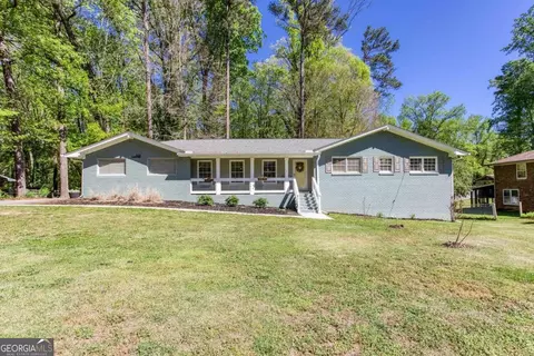 3135 Laura Ln, Lithia Springs, GA 30122