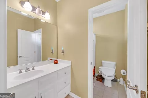 Bath - 20 Balfour Dr, Covington, GA 30014 photo 1 of 6