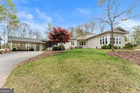 664 Chenocetah Dr, Cornelia, GA 30531 photo 9