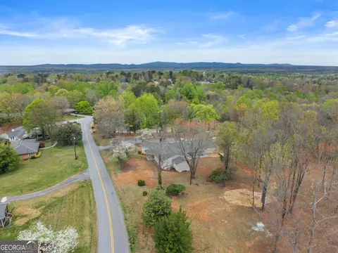664 Chenocetah Dr, Cornelia, GA 30531 photo 51