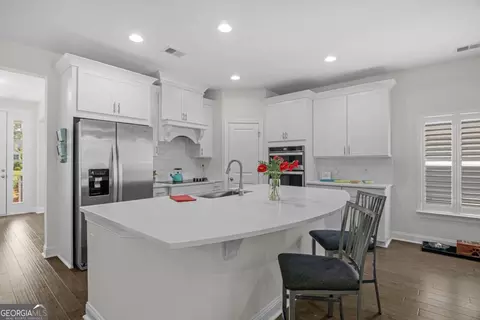 Kitchen - 273 Mcqueen Dr, Pooler, GA 31322 photo 2 of 5