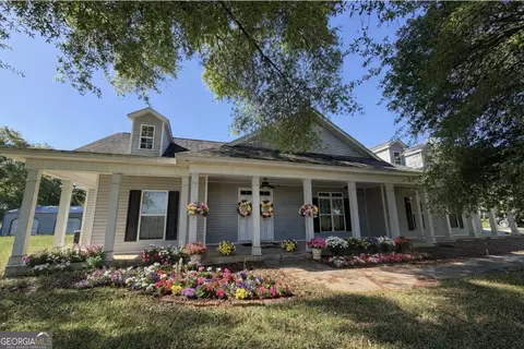 2135 Richardson Dr, Macon, GA 31216