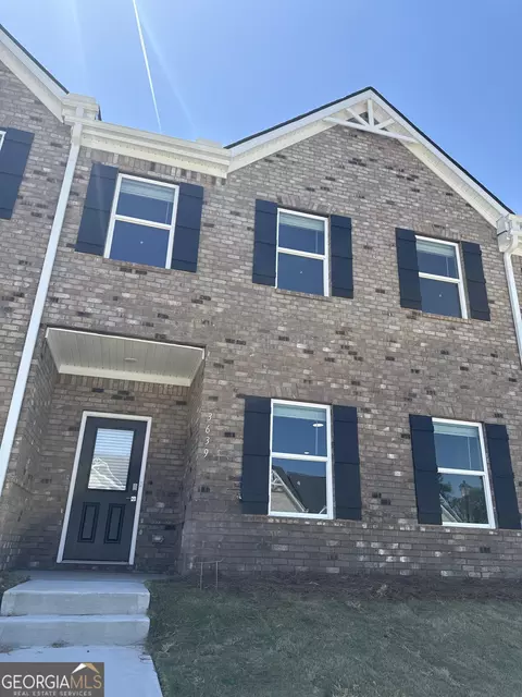3639 Parkway James Dr, Snellville, GA 30039