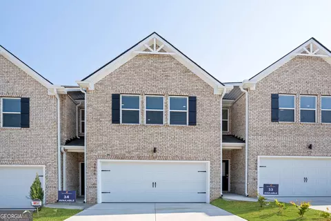 3636 Parkway James Dr, Snellville, GA 30039