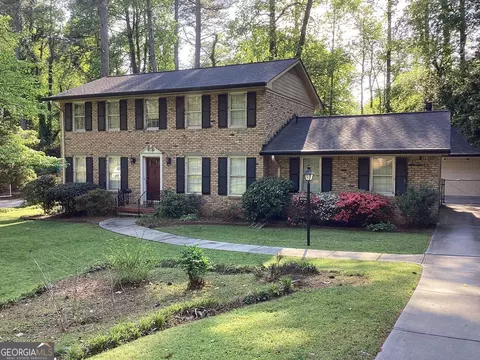 3056 Nottaway Ct, Atlanta, GA 30341