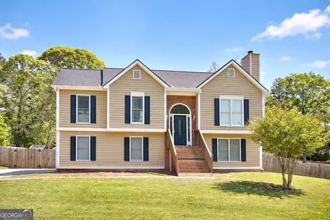 2490 Fortune Dr, Dacula, GA 30019