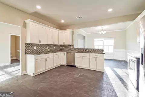 Kitchen - 5897 Meadowview Rd, Rex, GA 30273 photo 2 of 3