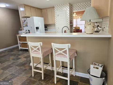 Kitchen - 107 Ember Way, Lagrange, GA 30240 photo 2 of 5