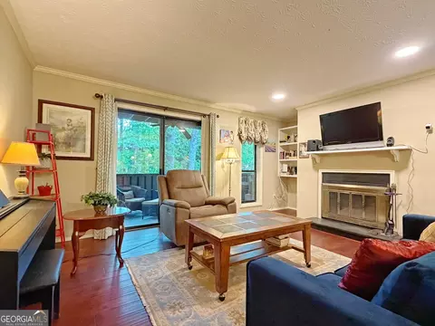 1508 Woodcliff Dr, Sandy Springs, GA 30350