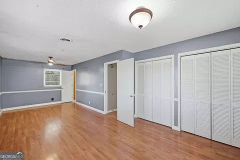 Living - 162 Shady Ln, Toccoa, GA 30577 photo 3 of 3