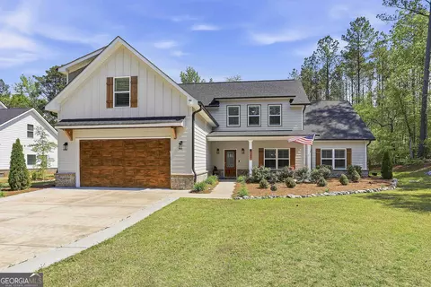 159 Wolf Creek Cv, Lagrange, GA 30240