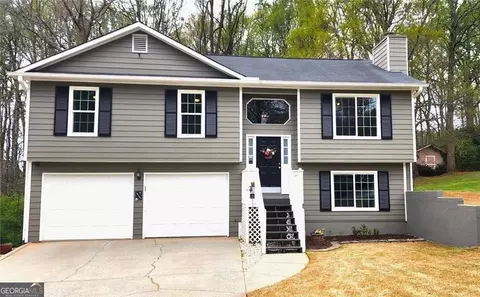5564 Elderberry Ln, Flowery Branch, GA 30542