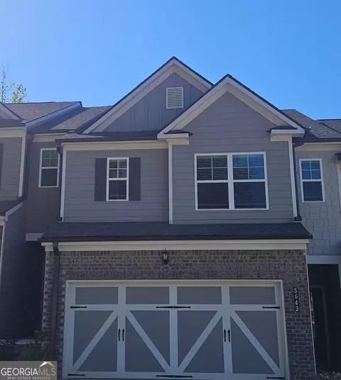 5643 Chickory Dr, Flowery Branch, GA 30542