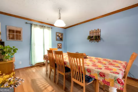 Dining - 73 Kellogg Dr, Colbert, GA 30628 photo 1 of 2
