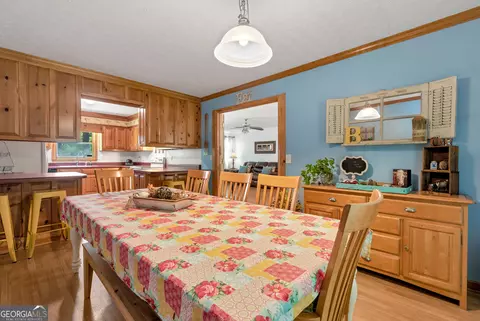 Dining - 73 Kellogg Dr, Colbert, GA 30628 photo 2 of 2