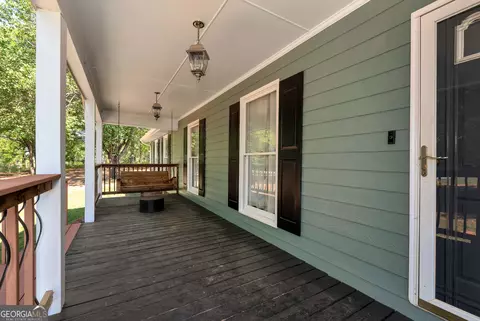 Exterior - 73 Kellogg Dr, Colbert, GA 30628 photo 4 of 18