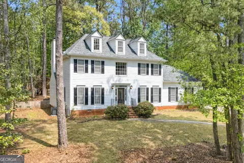 215 Highview Trce, Fayetteville, GA 30215