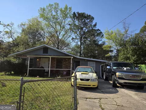 105 Varee Dr, Warner Robins, GA 31093