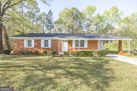 918 Henderson St, Dublin, GA 31021