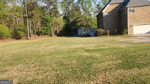 Exterior - 12123 Edgewater Dr, Hampton, GA 30228 photo 2 of 3