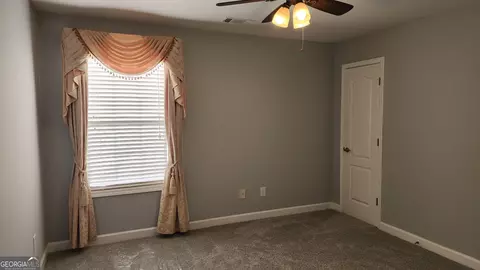 Bedroom - 12123 Edgewater Dr, Hampton, GA 30228 photo 2 of 3