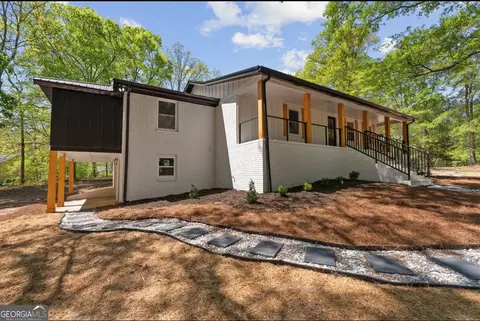 350 Pine Shadows Dr, Dallas, GA 30157