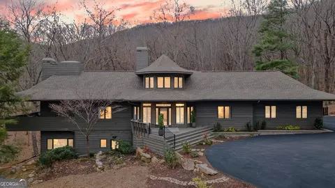 220 Wake Robin Dr, Big Canoe, GA 30143