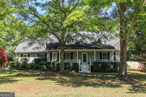 171 Crystal Creek Dr, Colbert, GA 30628