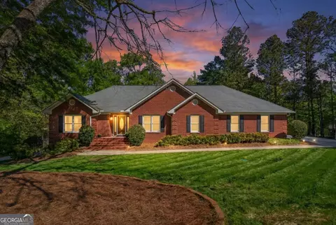 205 Eastfield Dr, Mcdonough, GA 30252