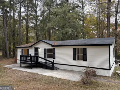 409 Paiute Rd, Locust Grove, GA 30248