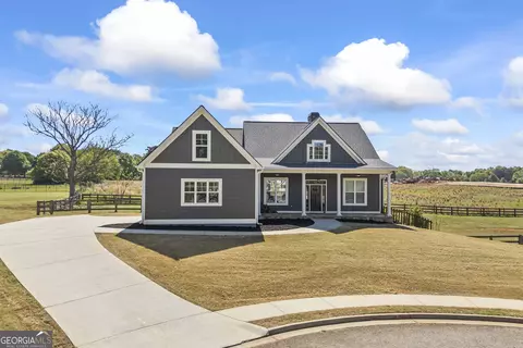 225 Wicklow Ct, Hoschton, GA 30548