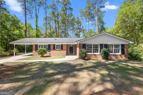 31 Golf Club Cir, Statesboro, GA 30458