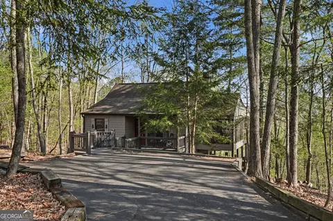 229 Teaberry Ln, Jasper, GA 30143