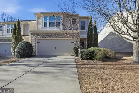 6210 Crested Moss Dr, Alpharetta, GA 30004