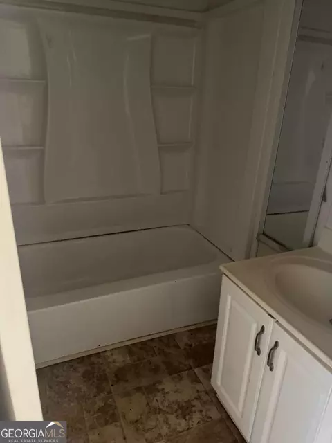 Bath - 165 Cherokee Ave, Ball Ground, GA 30107 photo 1 of 1