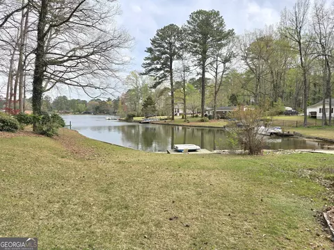 2996 Jodeco Dr, Jonesboro, GA 30236