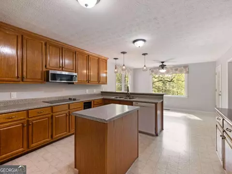 2982 Rivercrest Dr, Gainesville, GA 30507 photo 9