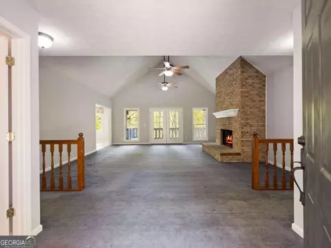 2982 Rivercrest Dr, Gainesville, GA 30507