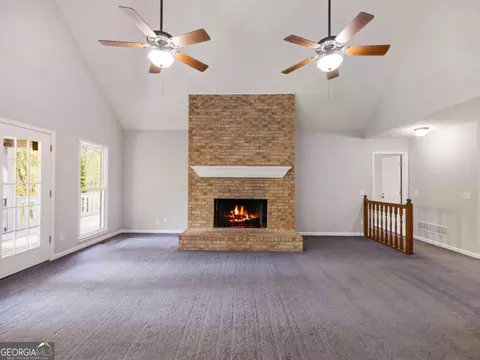 2982 Rivercrest Dr, Gainesville, GA 30507 photo 3