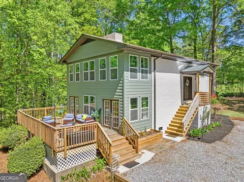 330 Ivy Trl, Hartwell, GA 30643