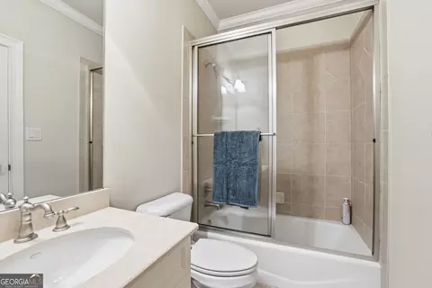 Bath - 750 Tramore Pl, Milton, GA 30004 photo 8 of 10