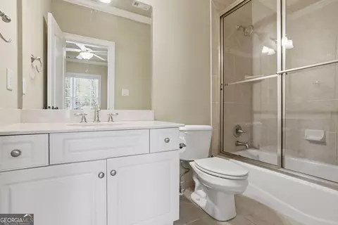 Bath - 750 Tramore Pl, Milton, GA 30004 photo 9 of 10