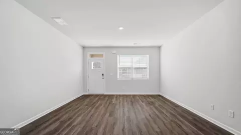 Living - 175 Bristol Blvd, Winder, GA 30680 photo 1 of 1