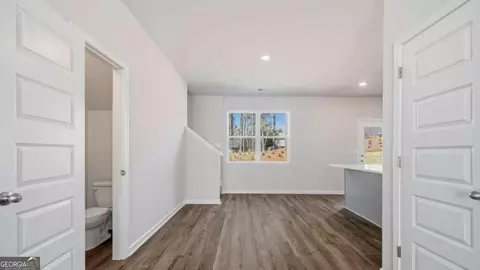 Entry Way - 175 Bristol Blvd, Winder, GA 30680 photo 2 of 13